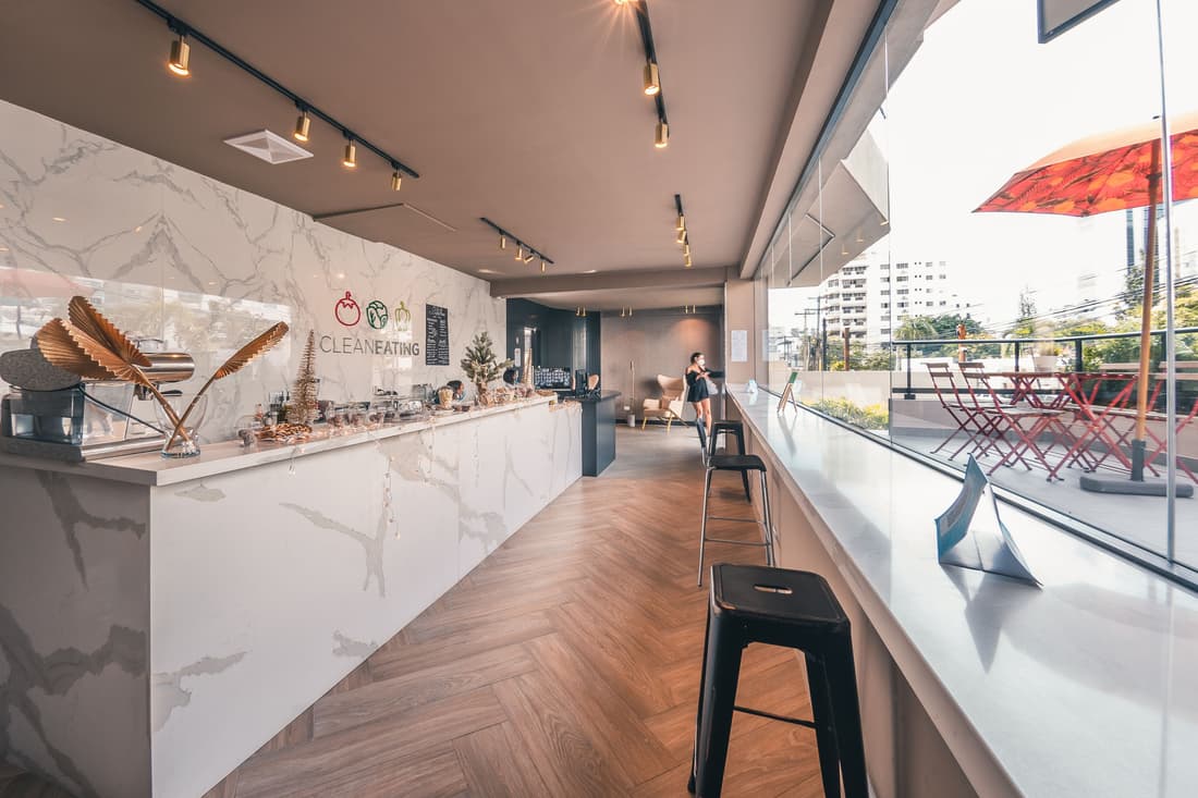 Regatta Living Hotel