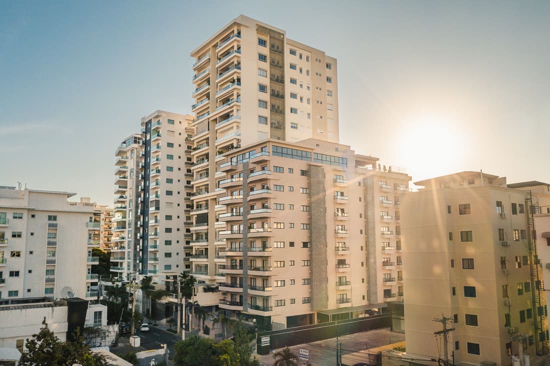 Regatta Living Hotel