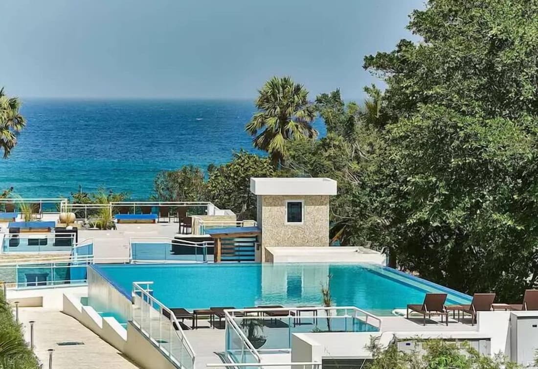 Playa Laguna Beach Condos