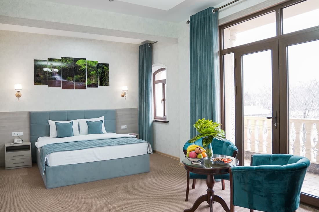 Level Hotel