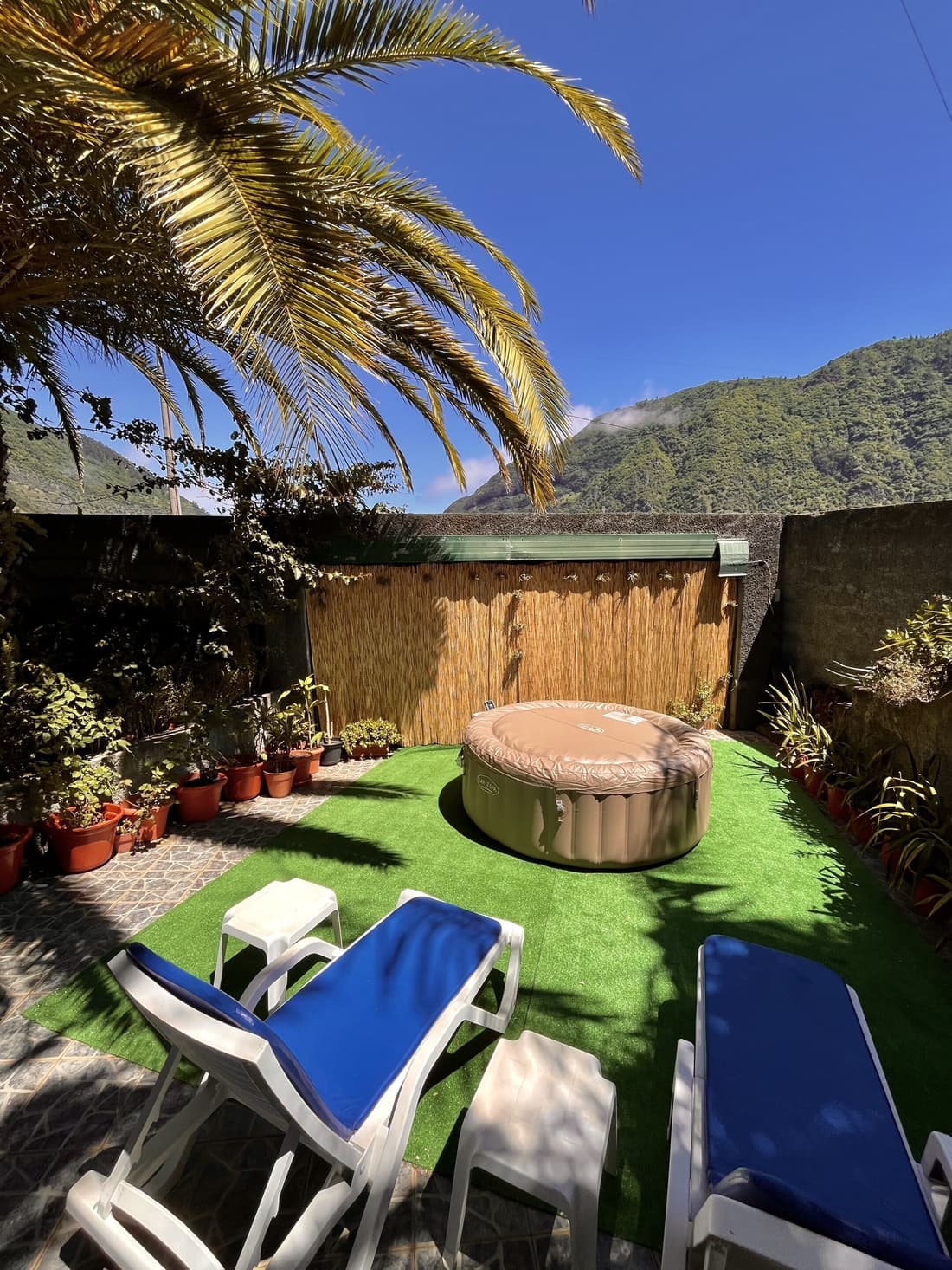 Gardens Guest House-hostel