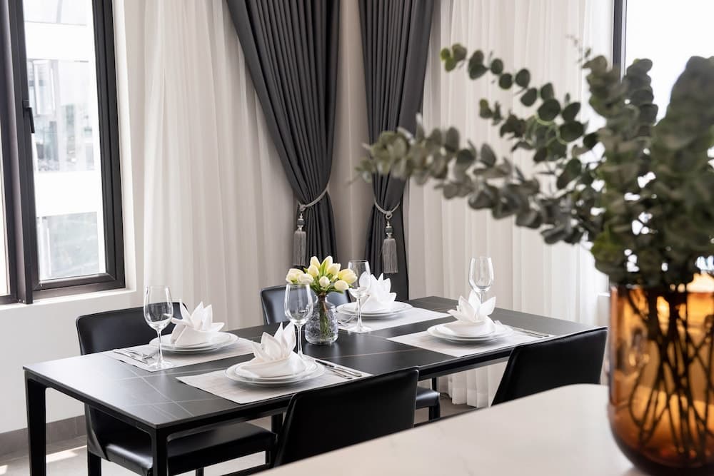 Flower Garden Hotel