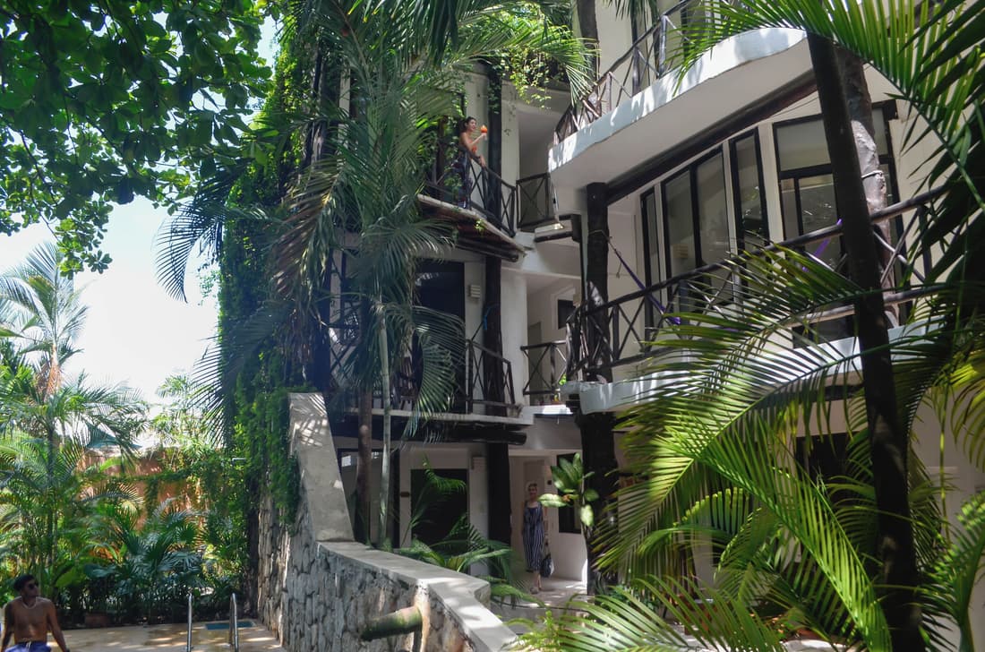 Siesta Fiesta Hotel – 5th Avenue