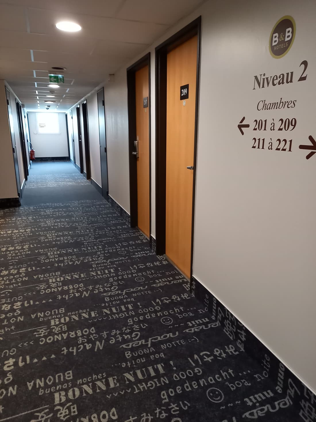 B&B HOTEL Saint-Etienne Monthieu