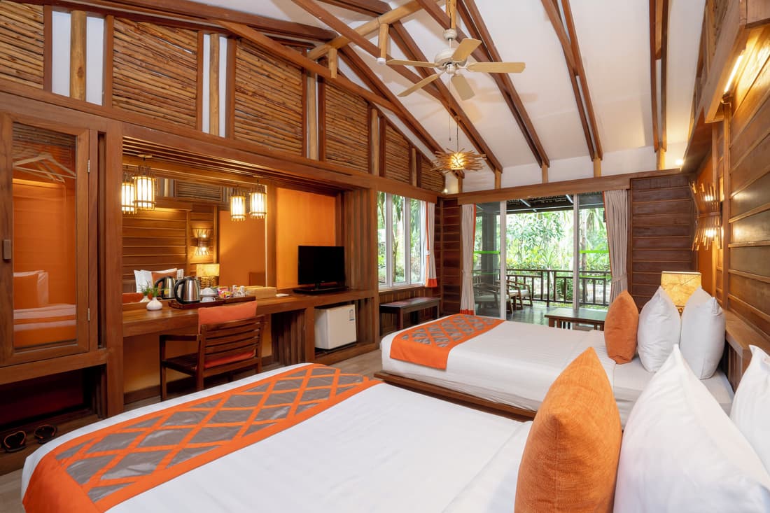 Home Phutoey River Kwai Hotspring & Nature Resort
