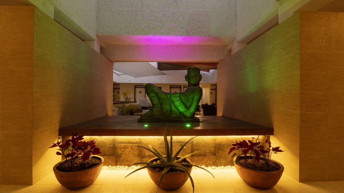Hotel & Suites Nader