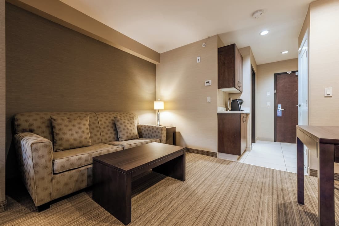 Holiday Inn Express Golden-Kicking Horse by IHG