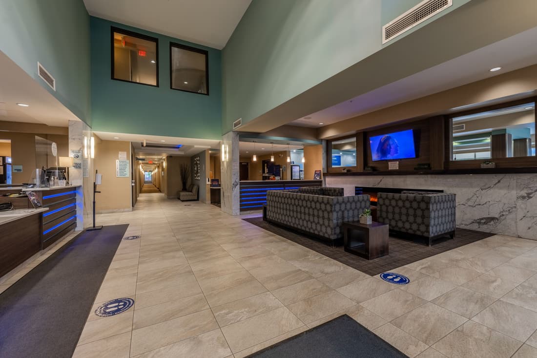 Holiday Inn Express Golden-Kicking Horse by IHG