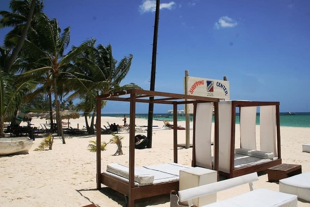 Bavaro Green