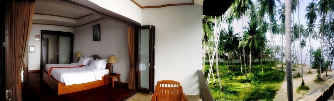 Lipa Bay Resort
