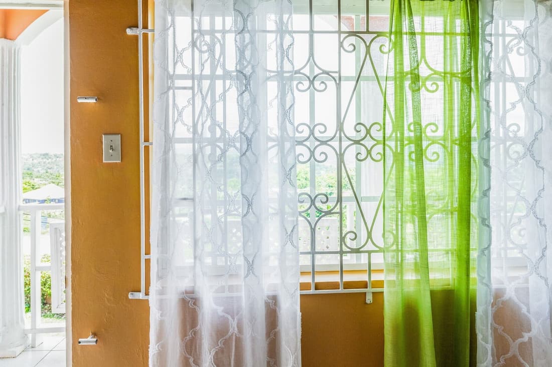 YanceyLargo- 4BR Villa Jacuzzi & Mountain Views by RedAwning