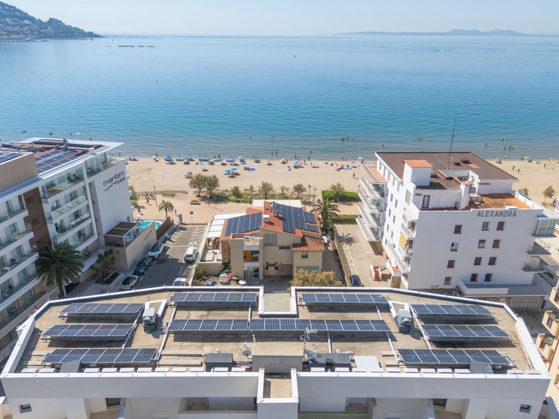 ECO-APARTMENTS LA MARINEDA & HOTEL THALASSA SPORT & SPA