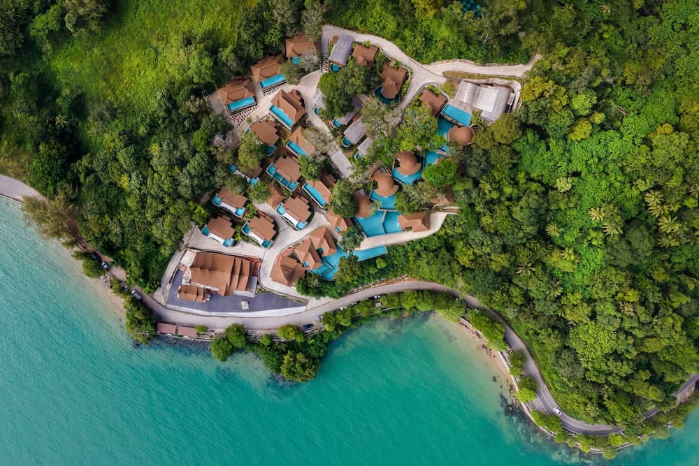 SINAE Phuket Luxury Hotel