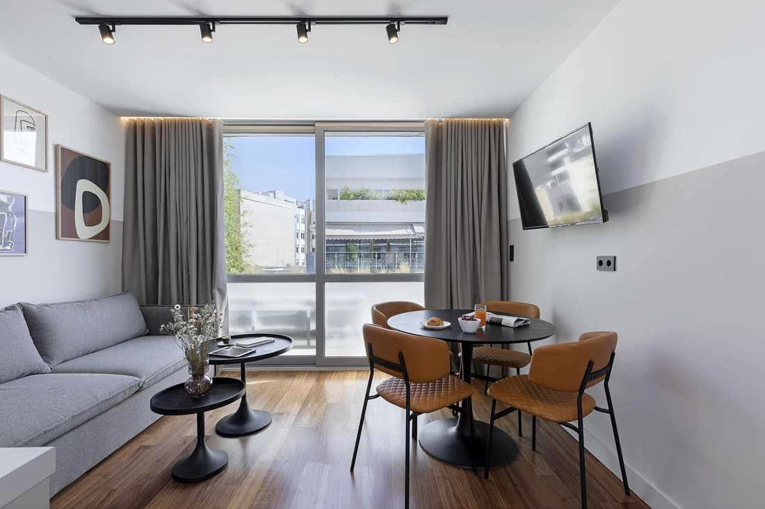 The Athenians Art Apartments