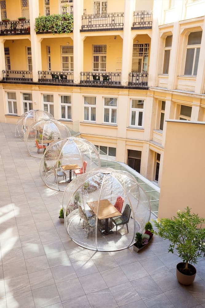Mera Hotel