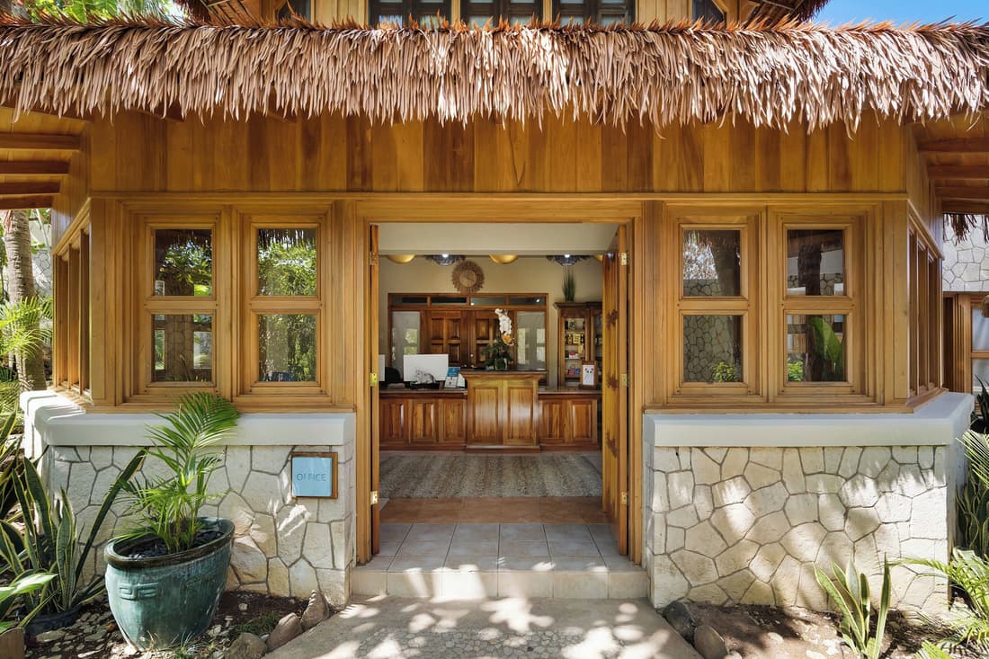 Ocean Cliff Hotel Negril Limited