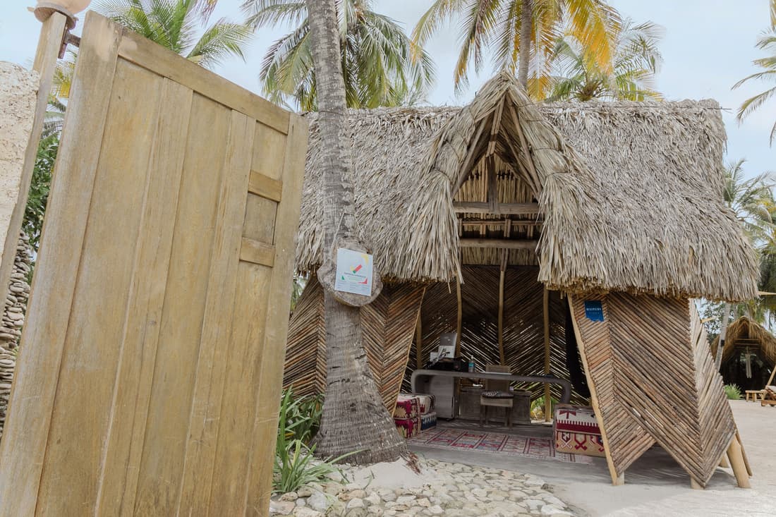 Éteka Slow Beach Hotel