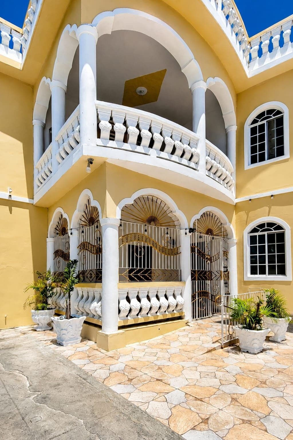 Dela de-Rose Guest House negril Jamaica