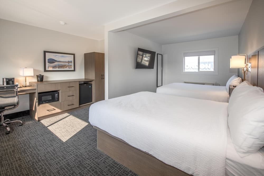 Coast Penticton Hotel