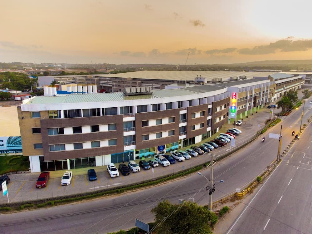 Pop Art Hotel CLC Puerto Mamonal Cartagena