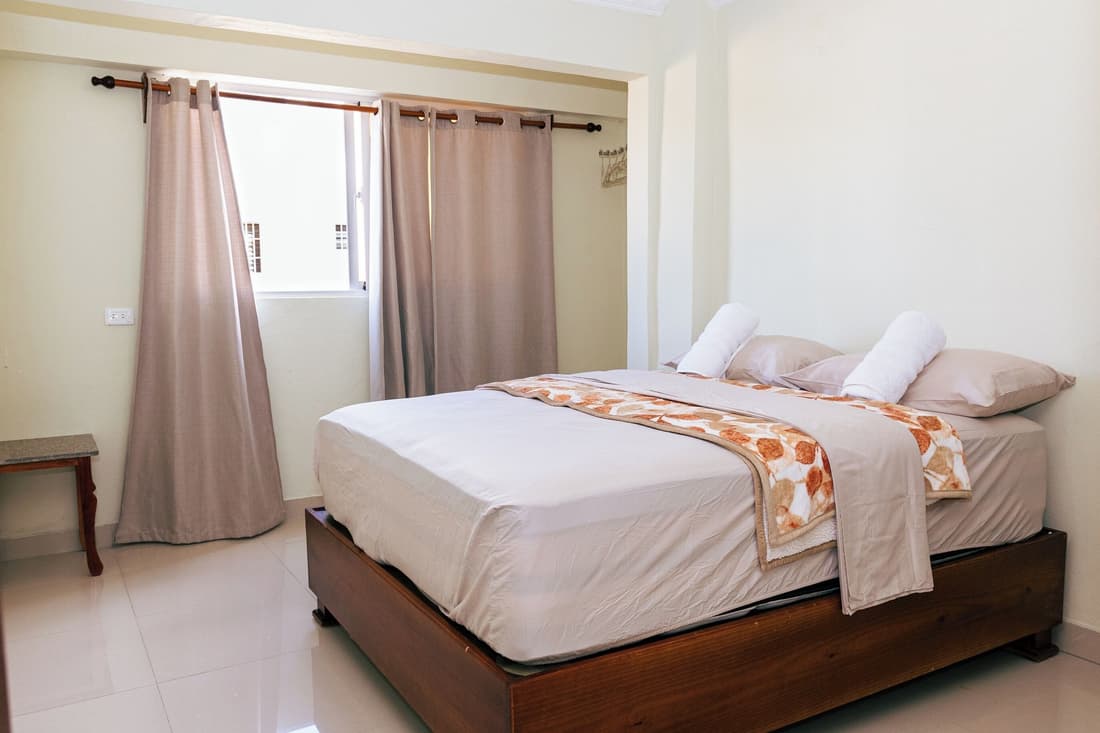 Cozy Apartment Near Airport Wi-fi & Parking