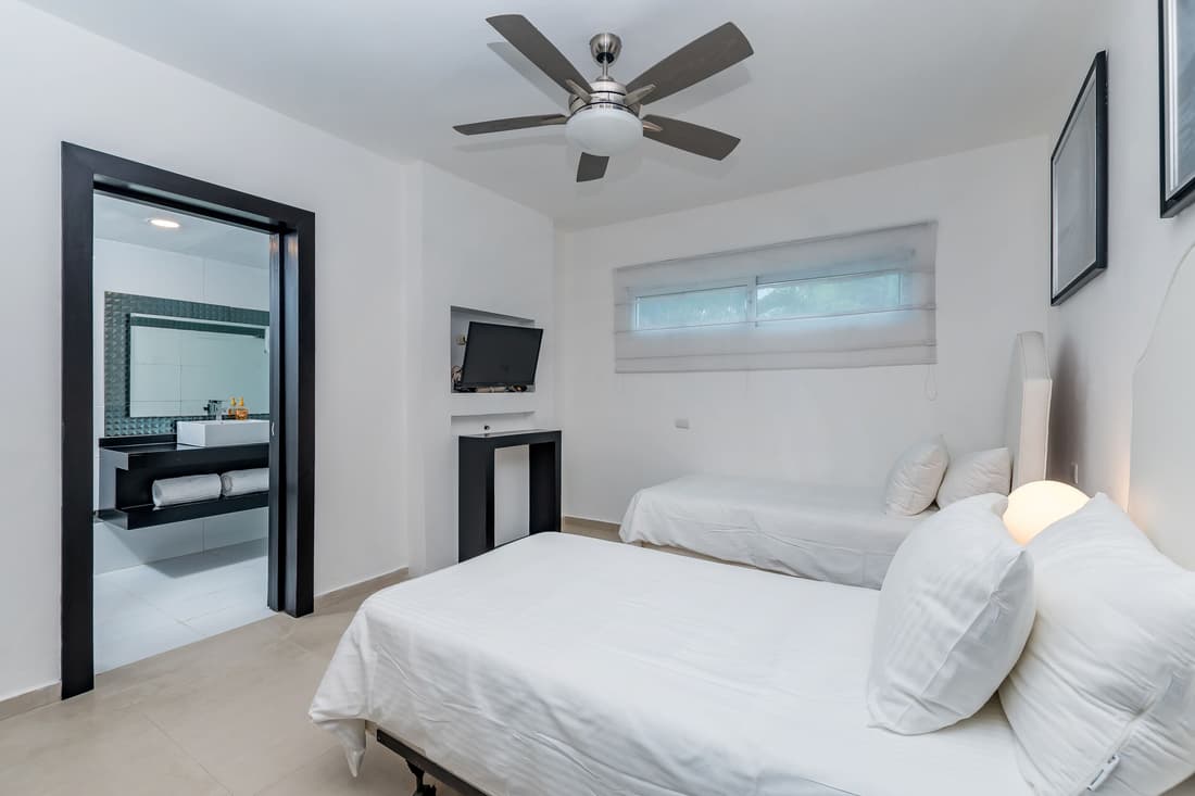 Luxury beachfront villa in Los Corales