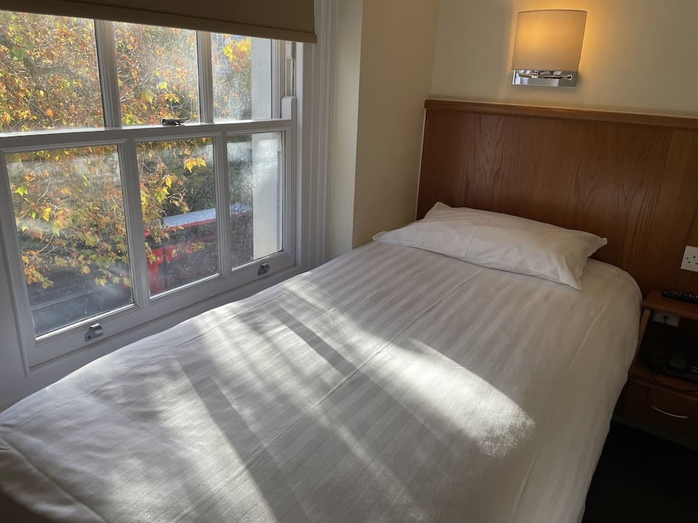 Orchard Hotel