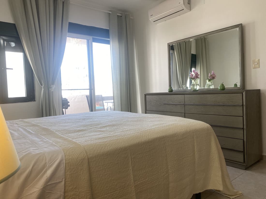 Stanza Mare Beach Front