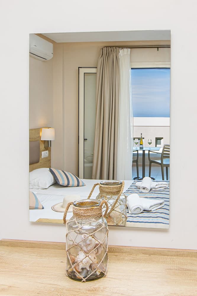 Theo Star Beach Hotel