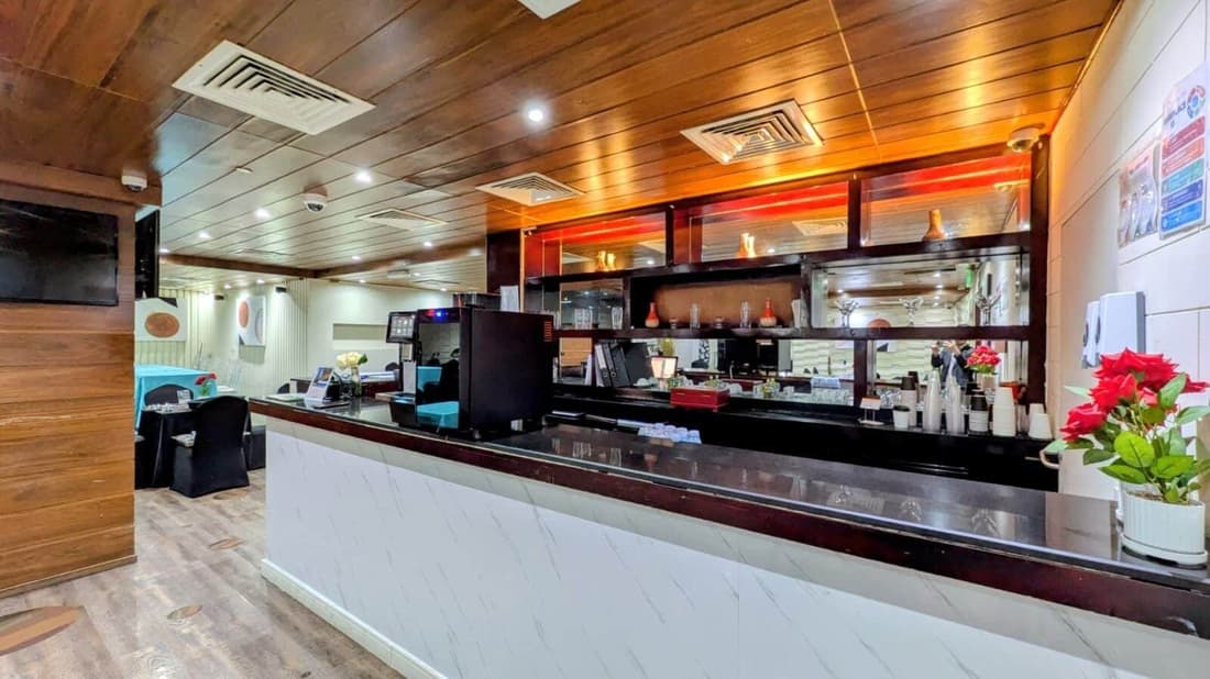 Al Mansour Plaza Hotel