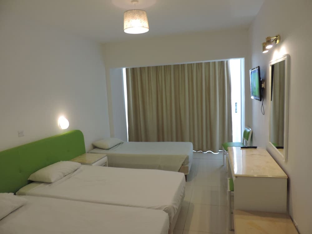 Corfu Hotel