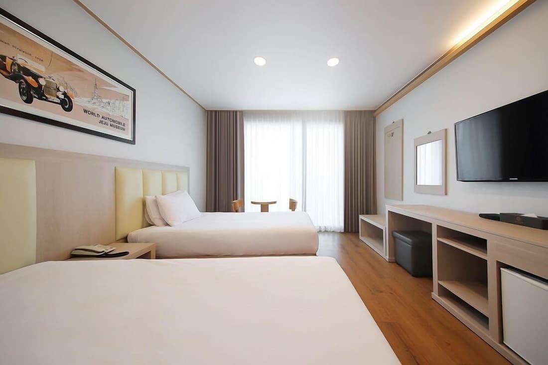 Shin Shin Hotel Jeju City