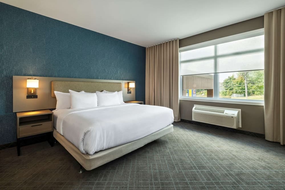 Comfort Inn and Suites