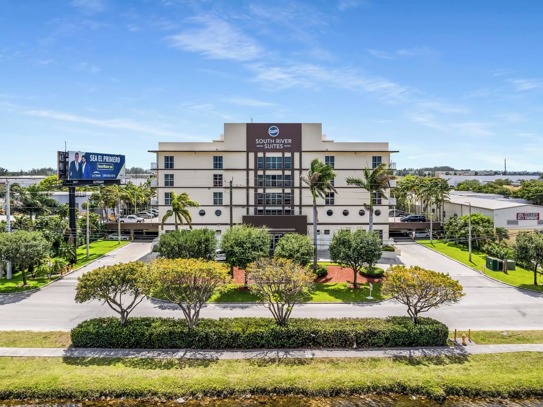 South River Suites