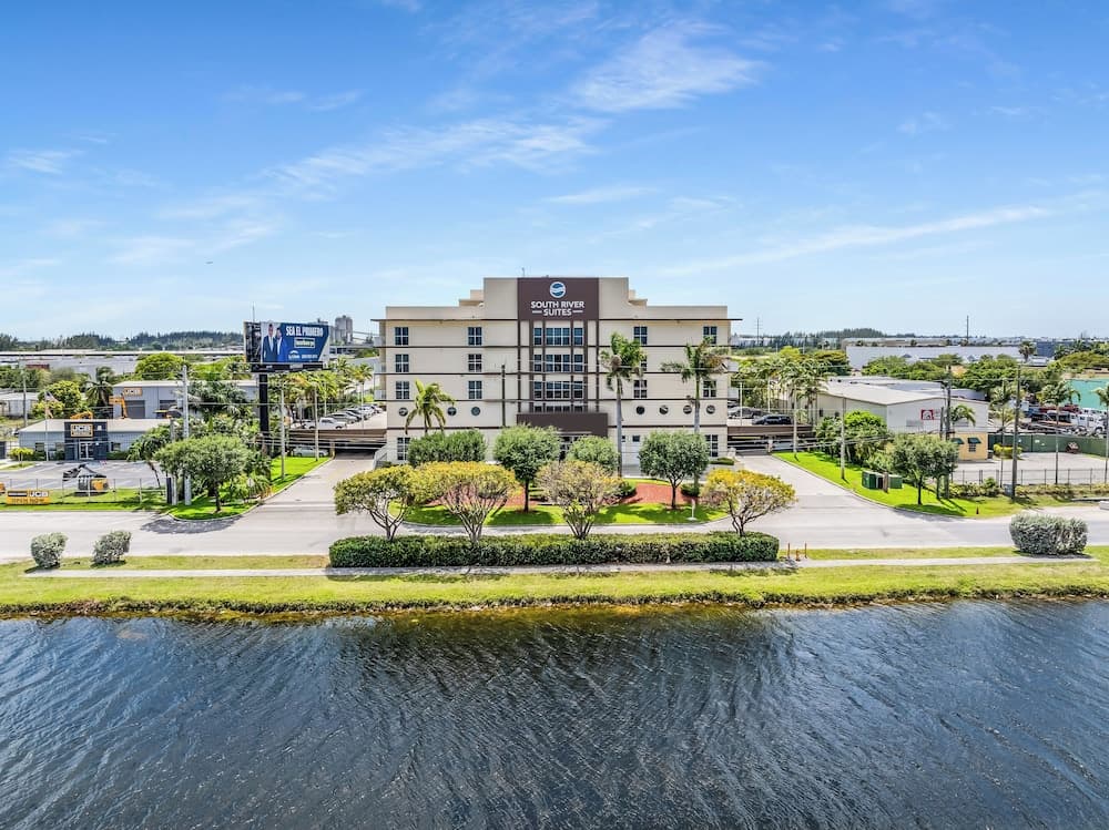 South River Suites