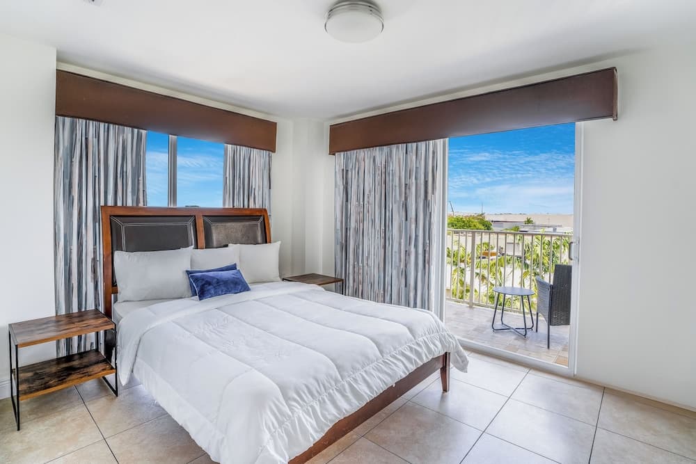 South River Suites