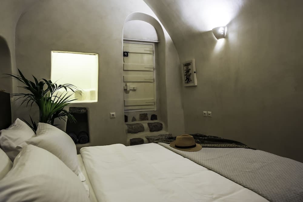 Exi Castle Suites