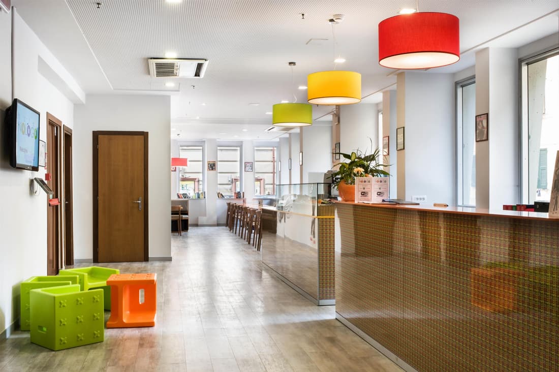 Sure Hotel by Best Western Nologo