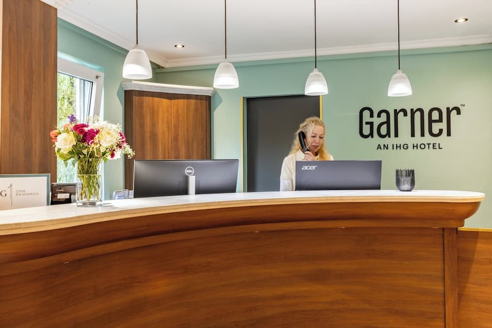 Garden Hotel