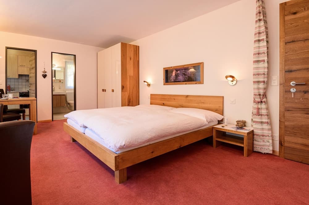 Jolimont Apartments