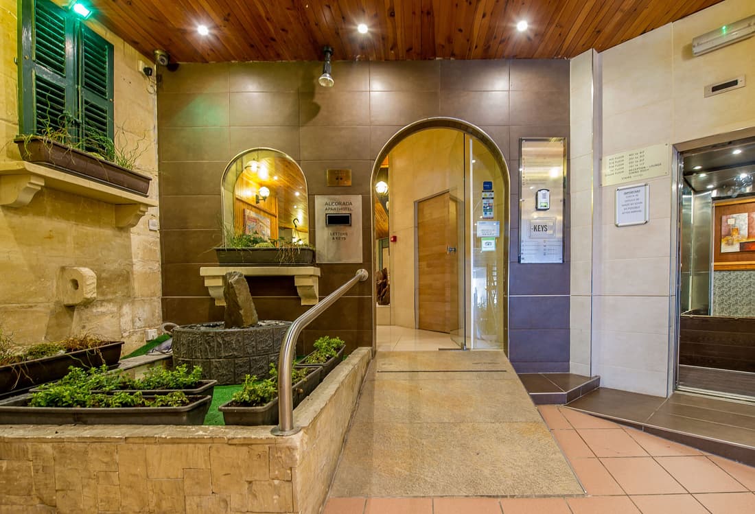 Alborada Aparthotel