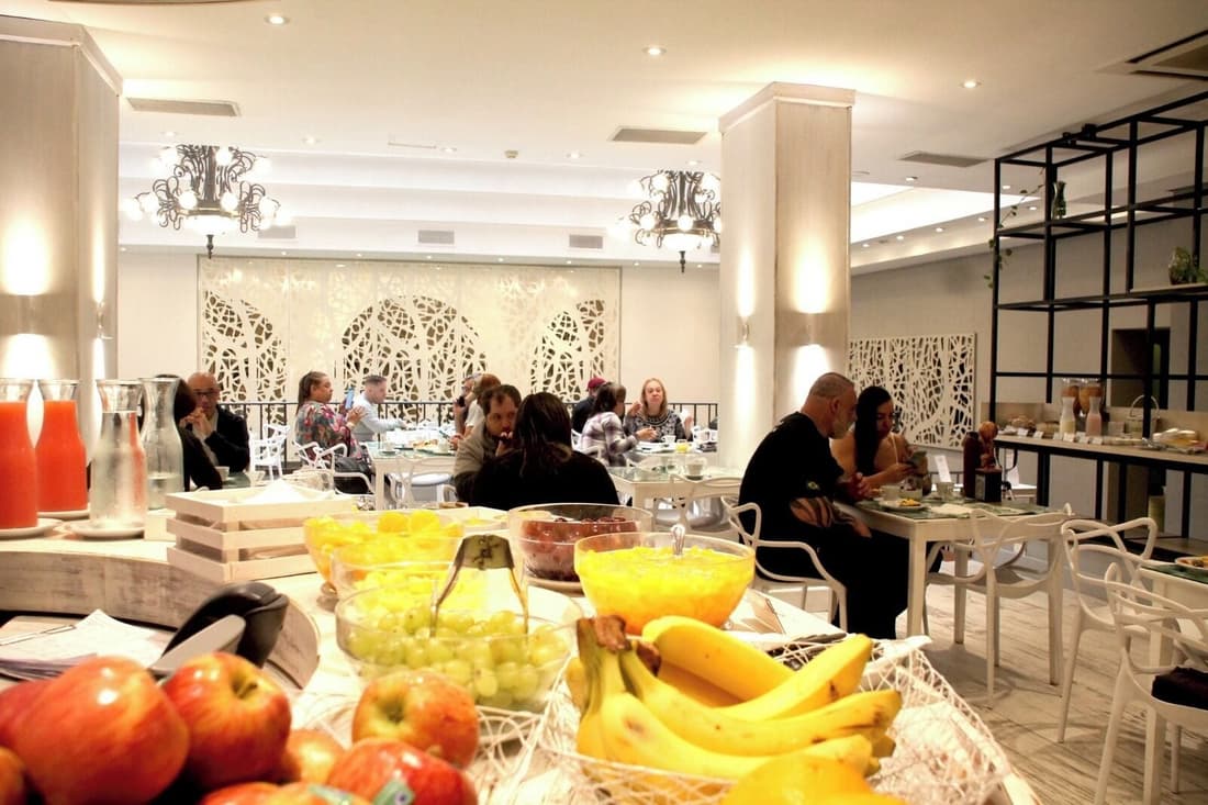 Gardi Hotel & Suites
