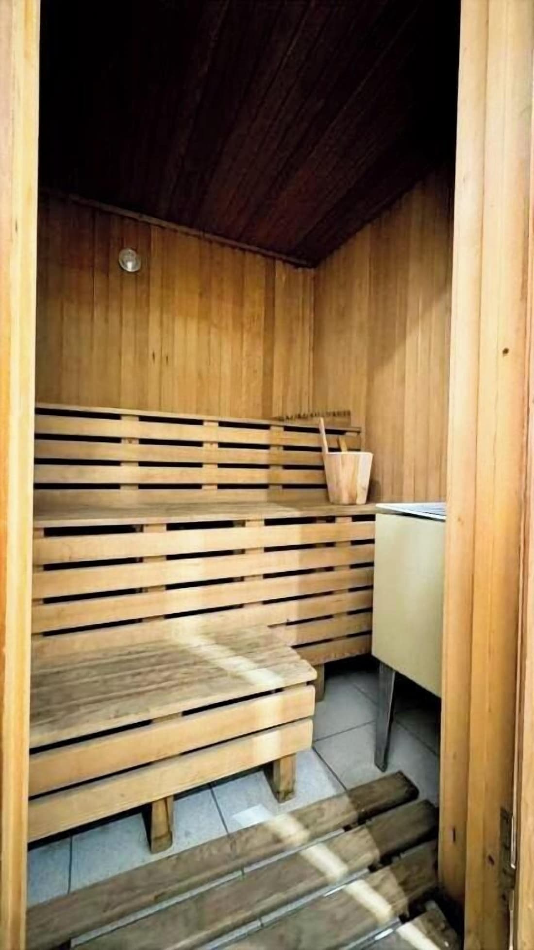 Gardi Hotel & Suites