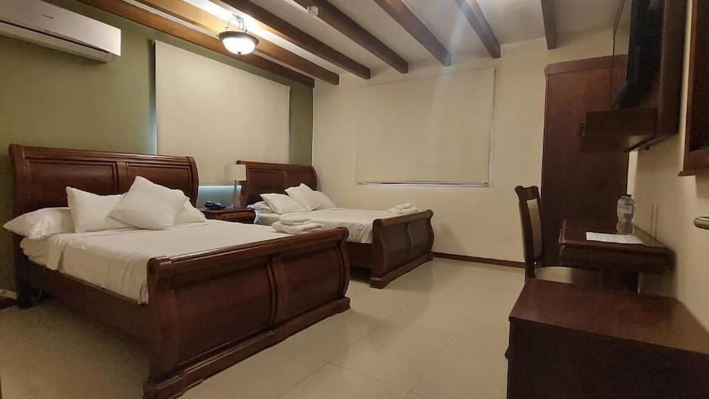 Hotel Voyager Manta