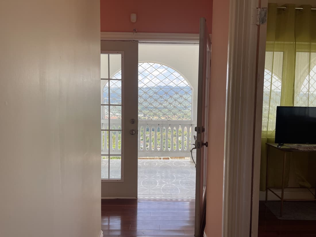 Skyline Suites, Queen, Ocean Views 1 Bedroom Condo by RedAwning