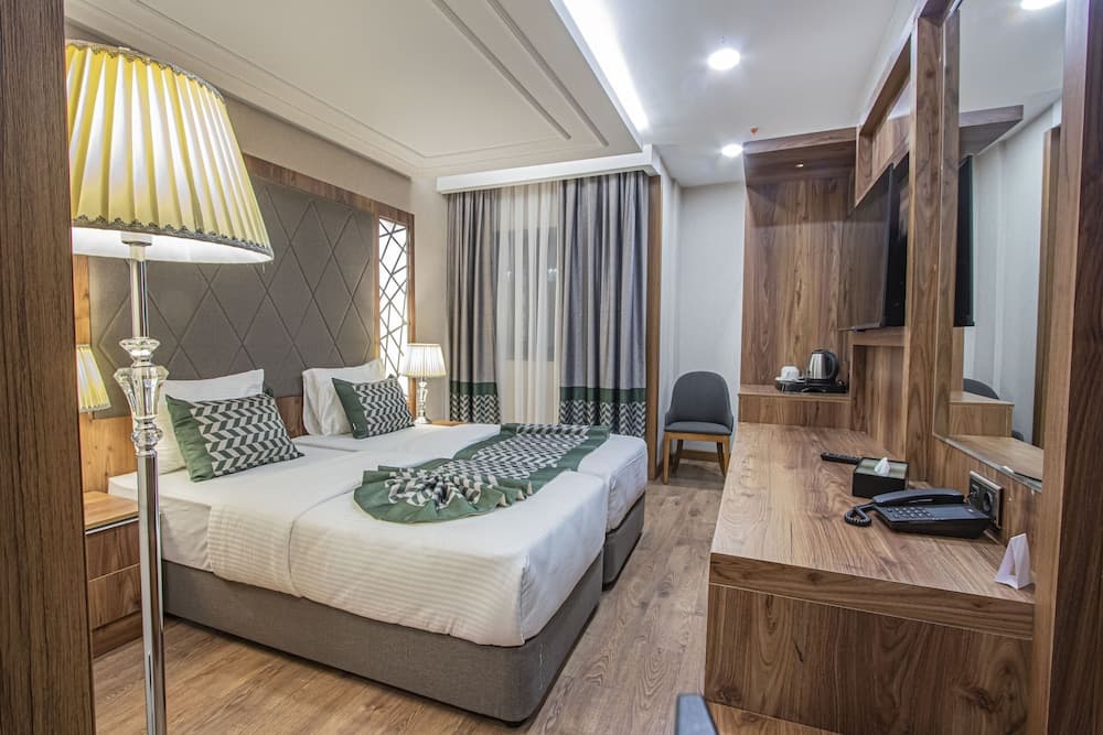 United Hotel International