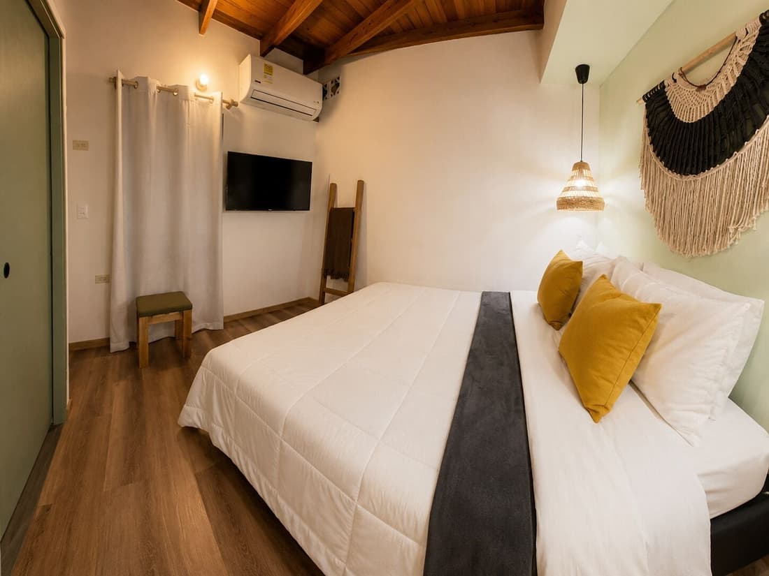 Luum Guest House