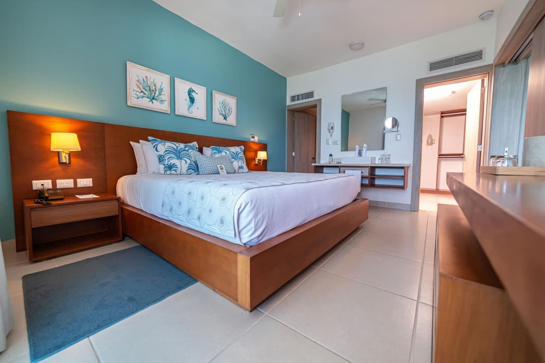 Outstanding 1 Bedroom Apartment Pool View A