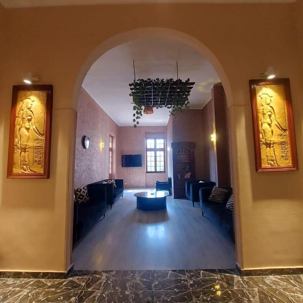 Gresham House Hotel Cairo