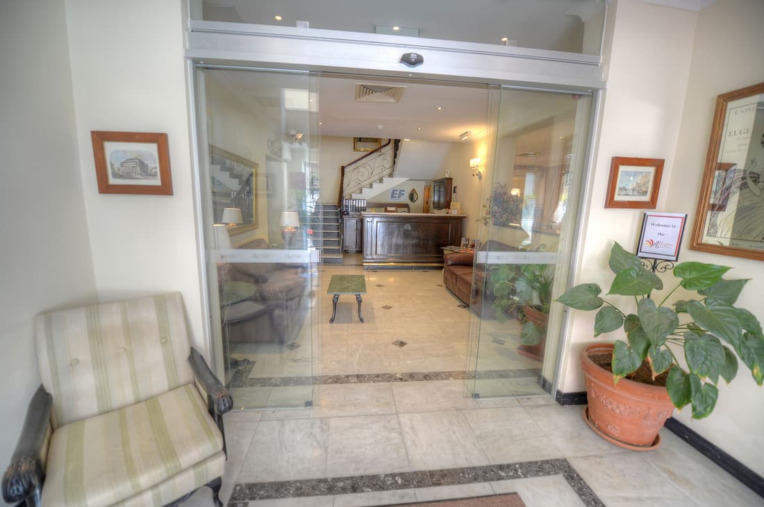 Allegro Hotel